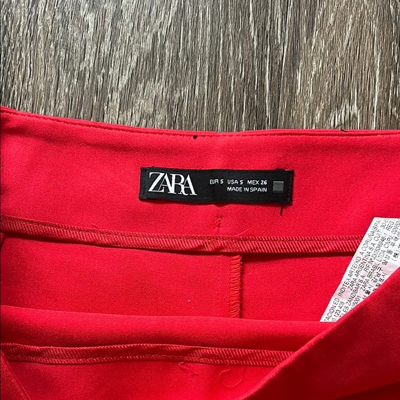 Zara Red Ruffle Skort - Picture 2 of 3